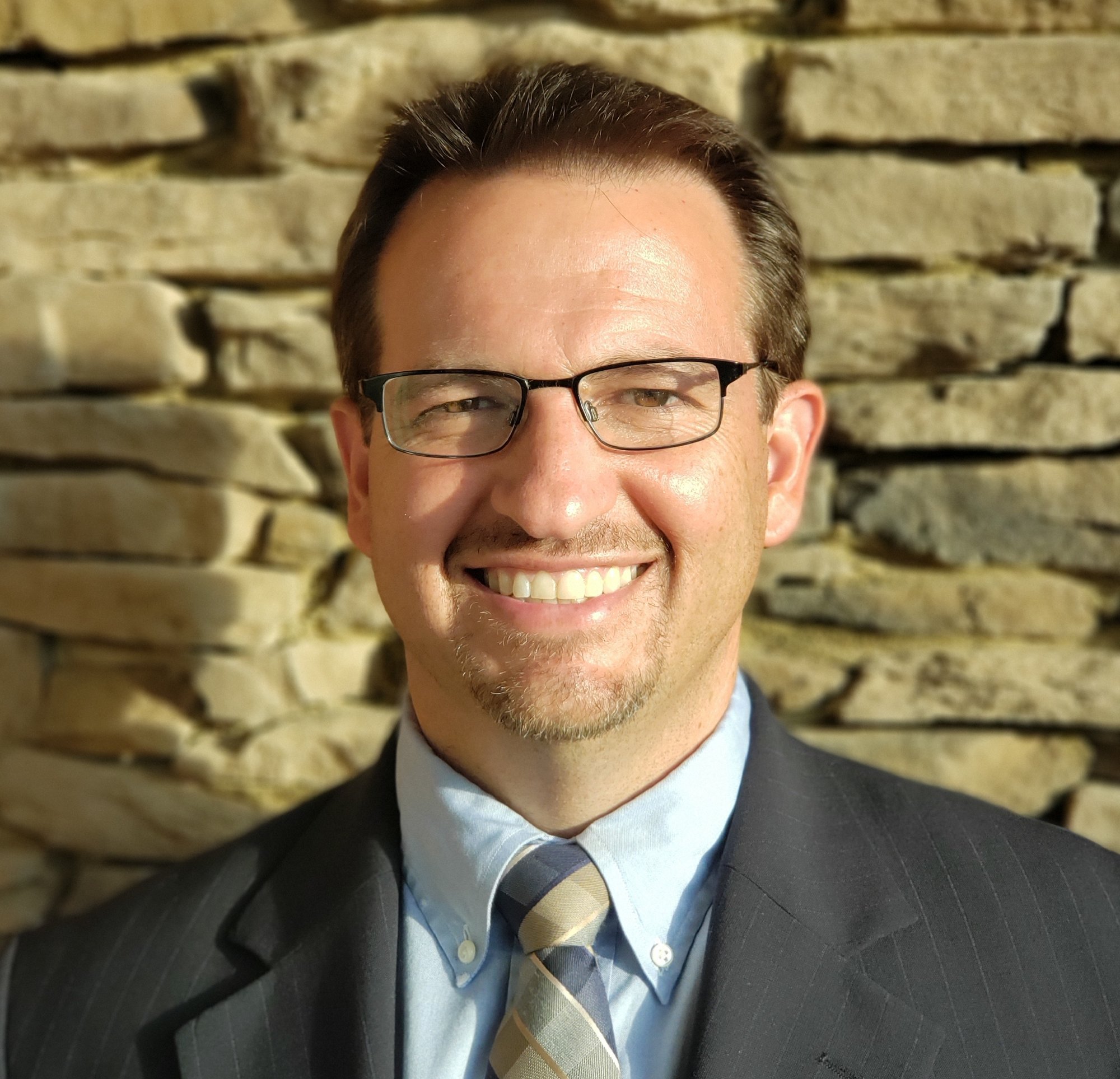 Robert Linn Headshot